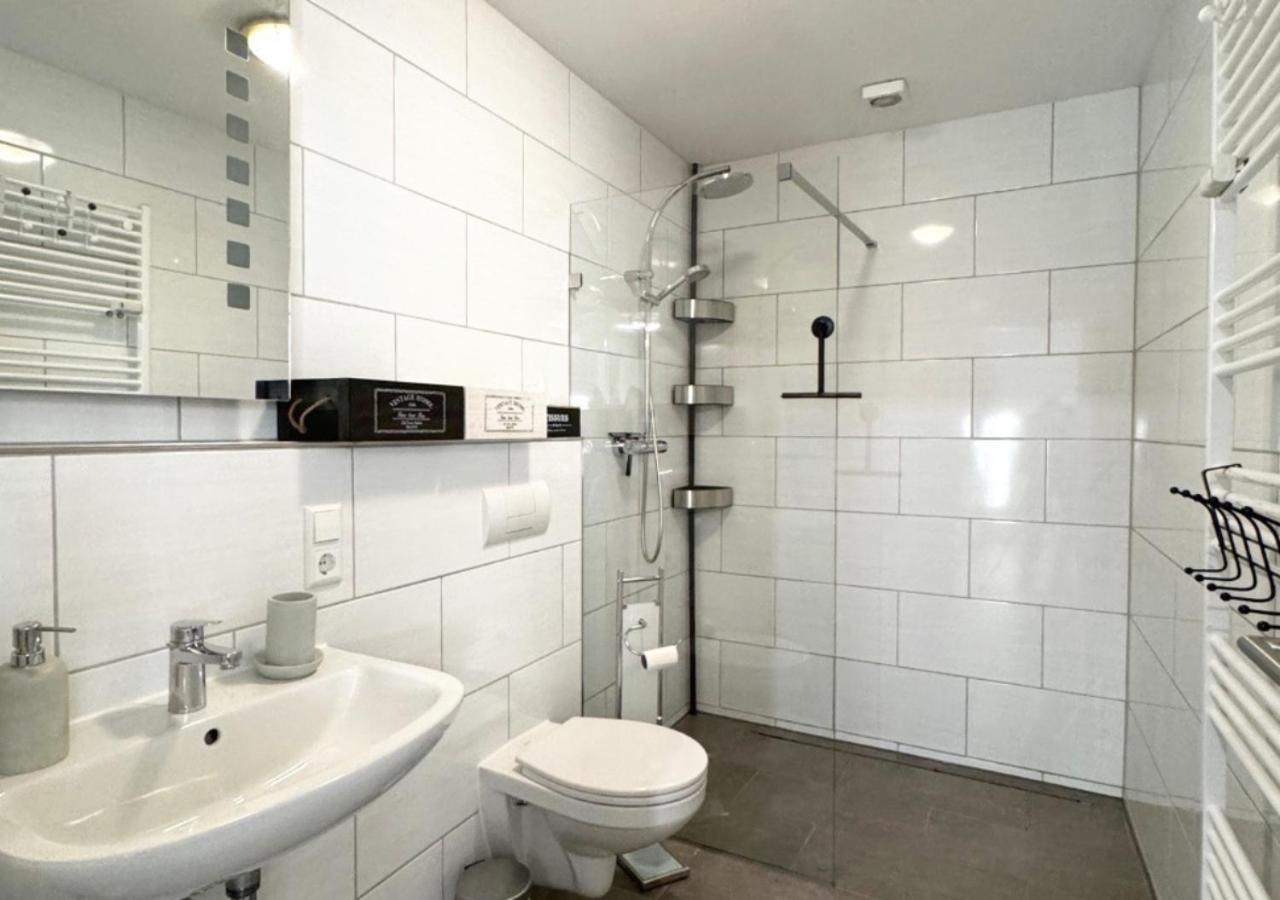 Greenhouse Living Apartment Nivis Mit Garten - 4 Minuten Nach Winterberg - Wandern, Mountainbike Fahren - Natur Geniessen Medebach Eksteriør bilde